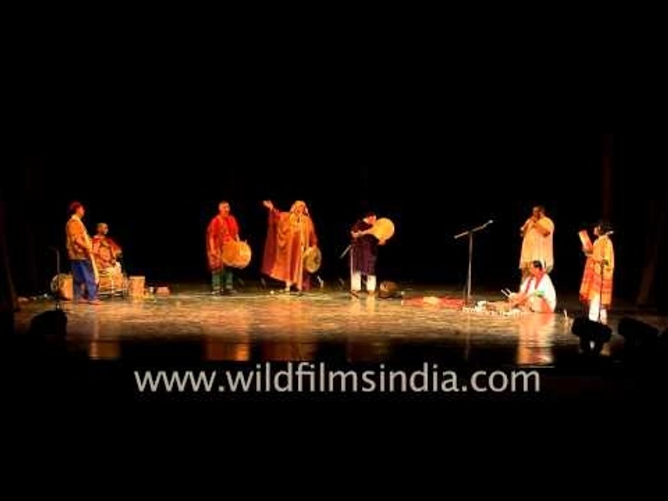 An amazing performance by professional folk musicians at Africa Festival in Delhi