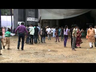 Rain disturbs the celebration of Durga Puja