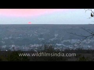 Time lapse when the sun goes down in Gwalior