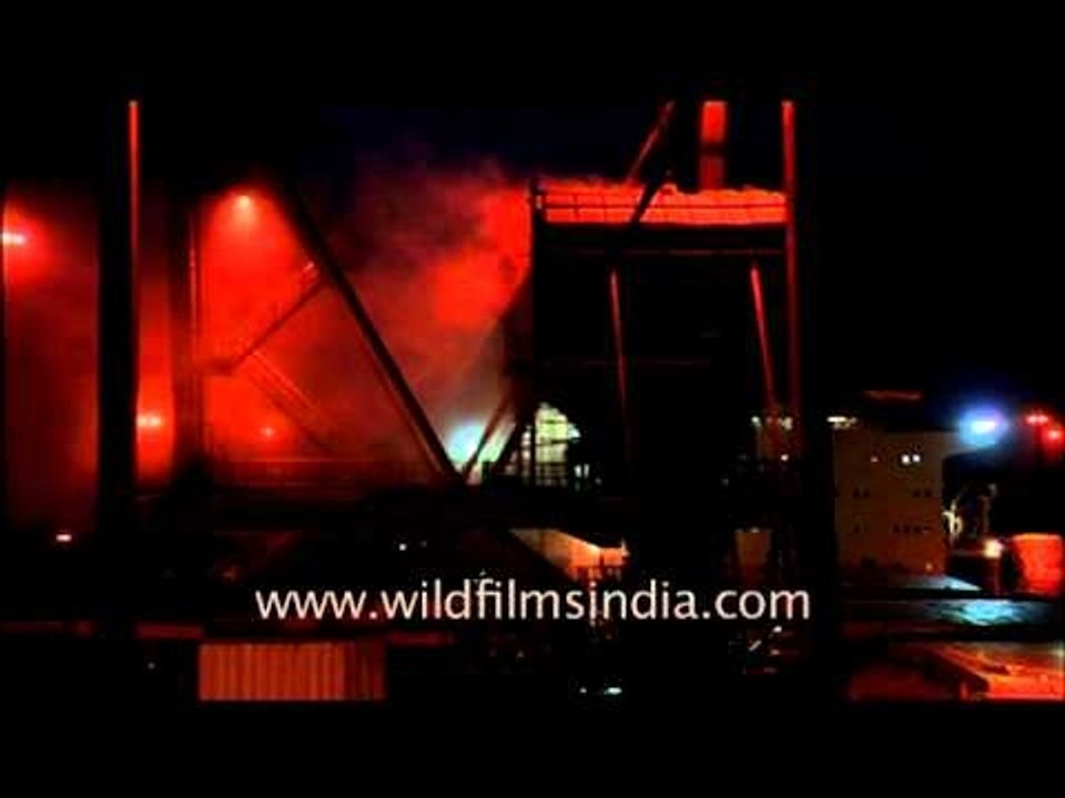 Specialized heavy lift vessels in Paradeep Port