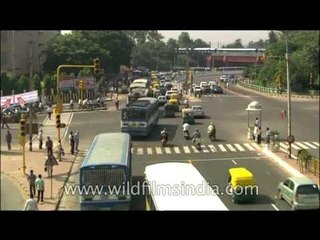 Vehicles run when signal turns green