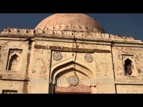 Largest tomb of the Wazirpur Group of Monuments, Delhi