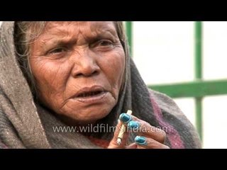 Cool granny or what? Check out what she is doing!!