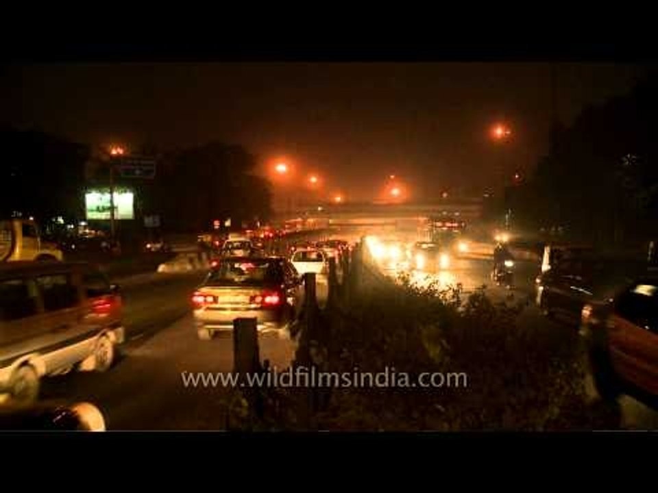 Time lapse of Delhi traffic lighting up the night!