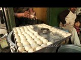 Preparing Chole bhature at a shop in Chandni Chowk, Old delhi