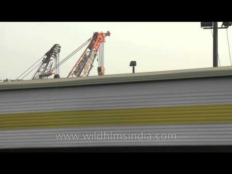 Huge cranes and heavy machines for new metro lines in Delhi