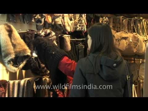 Accessorize store full of accessories at Select Citywalk