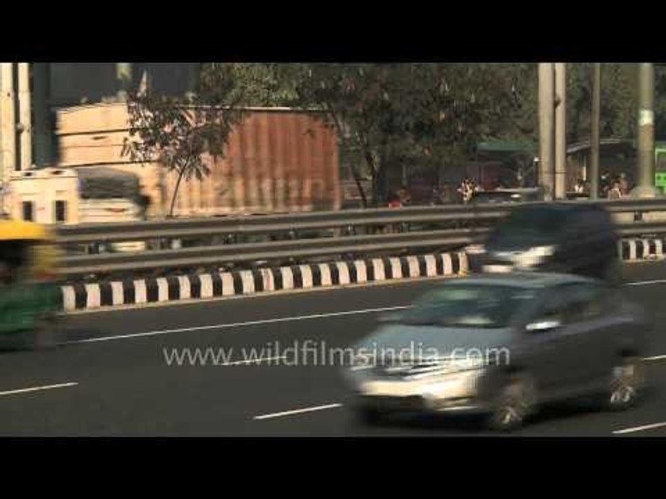 Smooth traffic in Moti Bagh, South Delhi