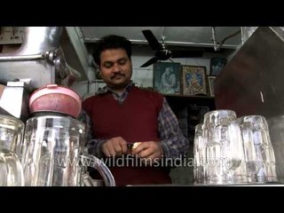 Fresh fruits make fresh juice