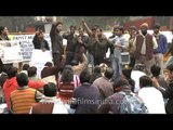 Indian youth decry the government at Jantar Mantar