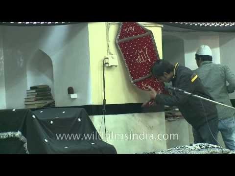 Interior of Shia Jama Masjid, Delhi