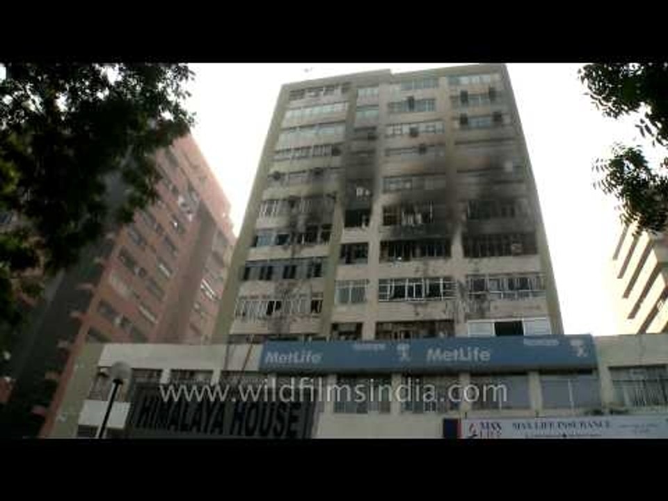 New Delhi office building catches fire