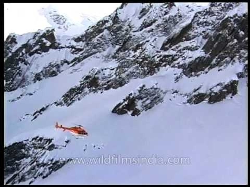Bell 407 helicopter flight over Himalayas