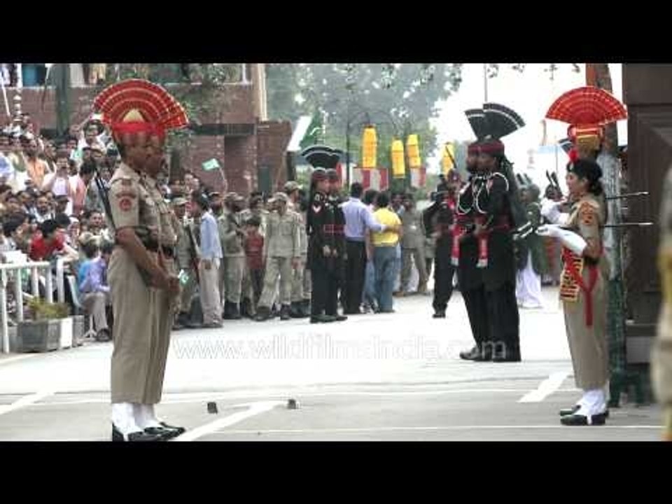 Pakistan-India flag down ceremony at Wagah Bord...