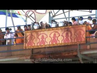 Mahamastakabhisheka and its pilgrims at Shravanabelagola