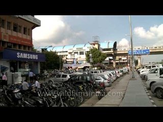 Free parking spot at sector 18 market in Noida is tough on weekends