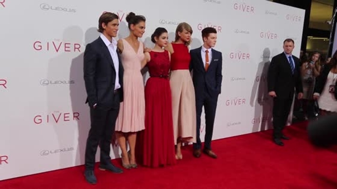 Die Stars zeigen sich bei der Giver Premiere