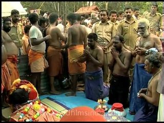 Tough devotees and their vigorous worship for Lord Ayappan!