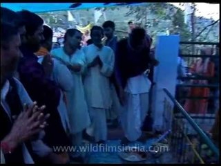 Spiritual healing for possessed devotees at Nanda Devi!