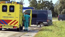 Actiebus Schokkend Groningen afgesleept - RTV Noord