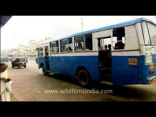 Commuters waiting for the bus, Kerala