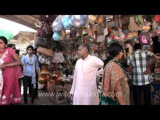 Crowded market area in Dwarka!
