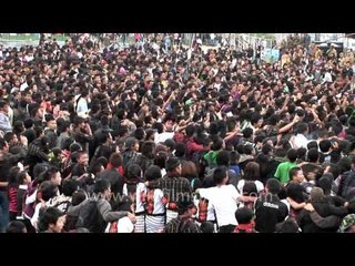 Chapchar kut spectators singing along with an artist