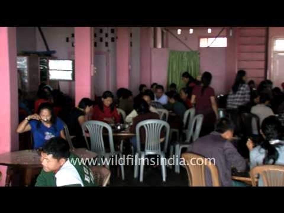 A king size family having king size lunch