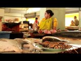 See what's in the fish market in Colaba, Mumbai