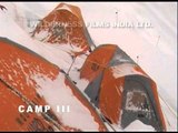 Armymen hit by snow blizzard, Everest expedition 2001