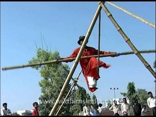 Tight Rope Walk, Delhi