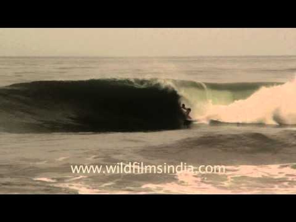 Girls Surfing in Oakley, Kuta