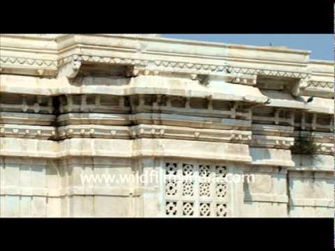Temple in Jaisamand lake, Udaipur