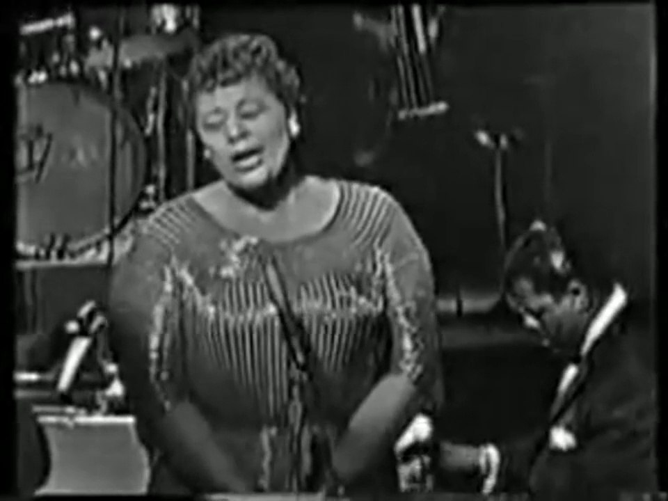 Ella Fitzgerald & Oscar Peterson Trio – 'Round Midnight (GB 1961, HD)