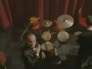 Tatlı ve Kirli - Fragman