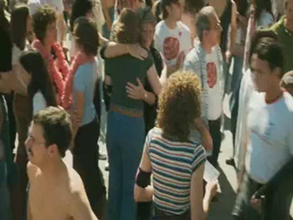 Milk - Fragman