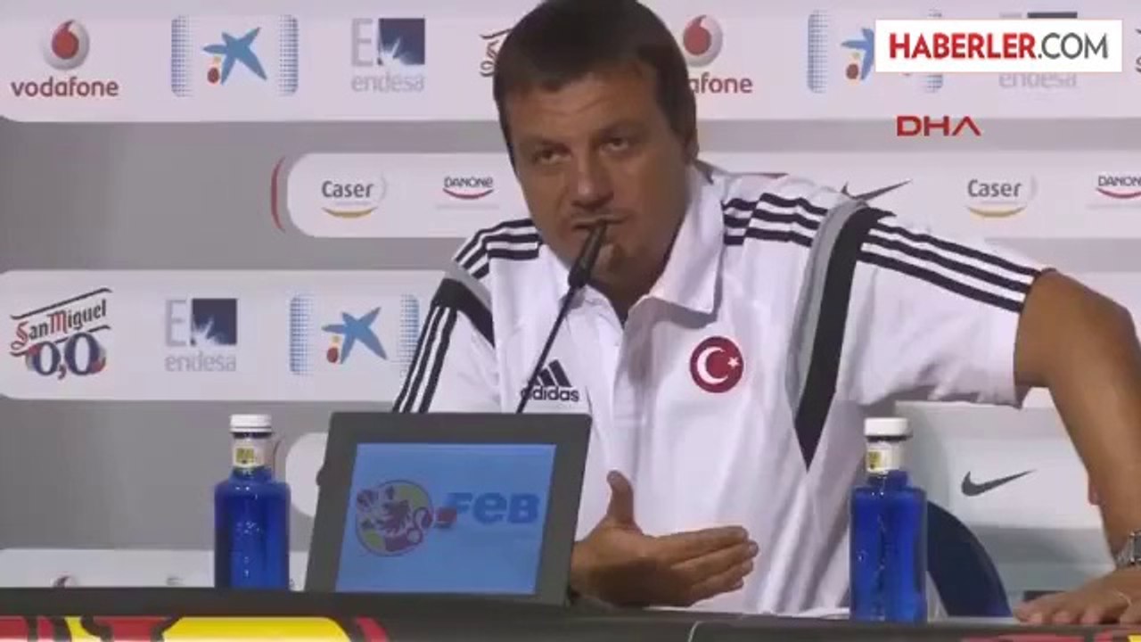 A Milli Takım Baş Antrenörü Ataman Enes ve Ersan Gibi Oyuncuların Katılımıyla Ancak Dünya Kupası'nı...