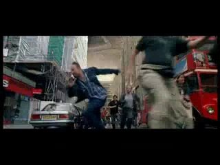 Bir Otostopçunun Galaksi Rehberi - Fragman