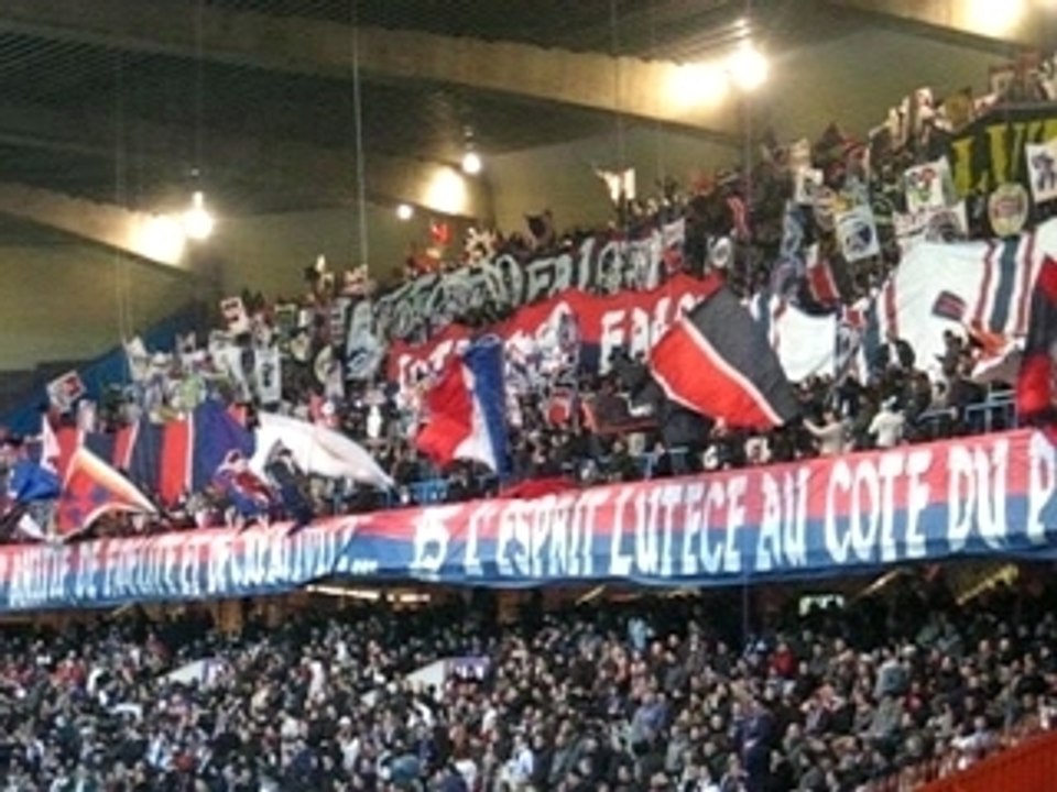 tifo  lutece falco 15 ans psg monaco