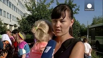 Chaque jour, des Ukrainiens de l'est fuient en Russie