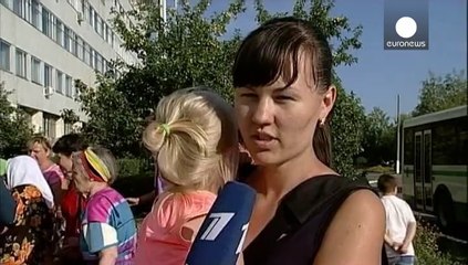 Thousands of Ukrainian refugees stream into Russia