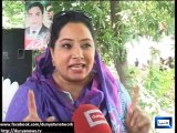 Dunya News - PTI workers including women, youngsters gear up for 'Azadi March' at Zaman Park Lahore