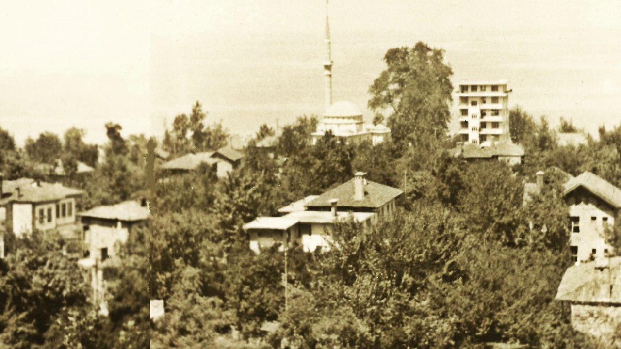 Mahallenin Ölümü  / Sevgili Ahmet Telli'nin yorumuyla...