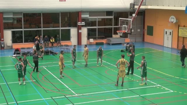 Basket Nationale 3 : L'Union Stade Auxerrois-Héry perd les pédales