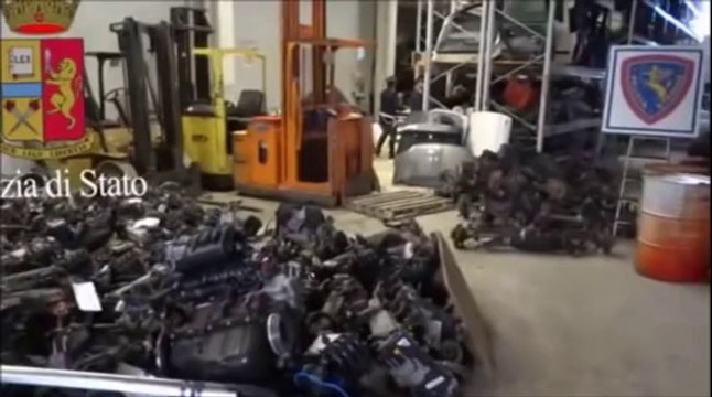 Bergamo - rivendevano pezzi auto rubate, 4 arresti della Polizia Stradale