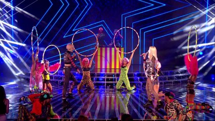 Blonde Electra sing Kids in America _ Live Week 1 _ The X Factor UK 2014