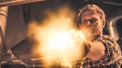 Bad Turn Worse-Trailer #1 Subtitulado en Español (HD) Mackenzie Davis