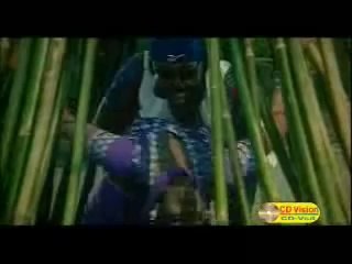 Bangla movie hot song_ Chumma chumma dau