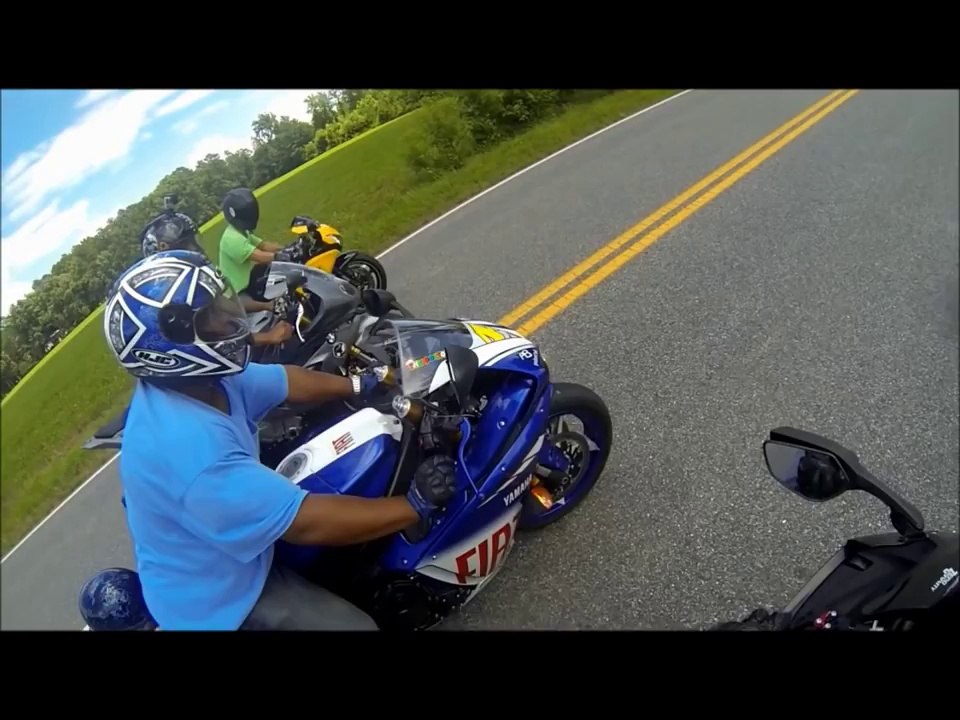 Bmw S1000RR - Honda CBR 1000RR - Kawasaki ZX10R - Araba Tutkum