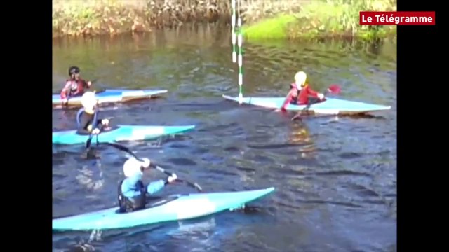 Lannion. Sébastien Combot sur l'eau avec les enfants du club